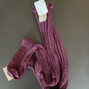FREE PEOPLE // OVER THE KNEE SOCKS